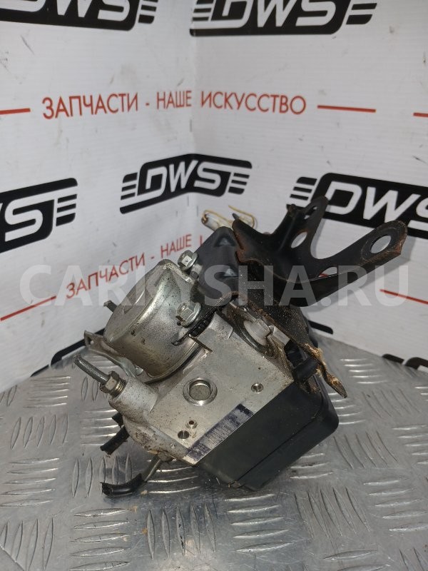 Блок ABS Toyota Raum 