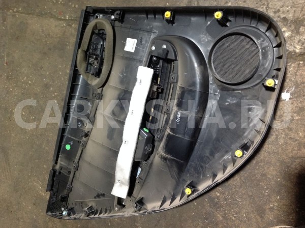 Обшивка двери Hyundai i20 I (2008—2012) Hyundai i20 оригинальный номер 833201j010