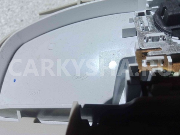 Плафон салонный Ford Fiesta Mk6 рестайлинг (2012—2019) Ford Fiesta оригинальный номер 1758122