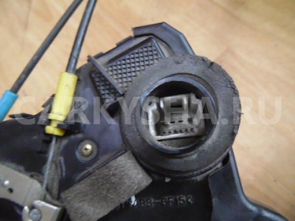 Замок двери Suzuki Grand Vitara II рестайлинг (2008—2012) Suzuki Grand Vitara оригинальный номер 8221065J71