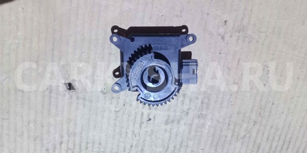 Моторчик заслонки отопителя Skoda Fabia II (2007—2010) Skoda Fabia оригинальный номер 6Q1907511C