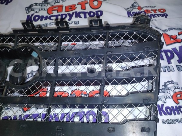 Решетка радиатора Audi A8 