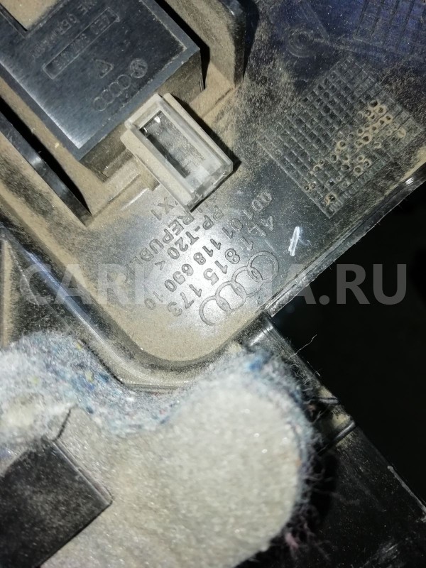 Накладка торпедо Audi Q7 4L (2005—2009) Audi 200 оригинальный номер 4l1815173