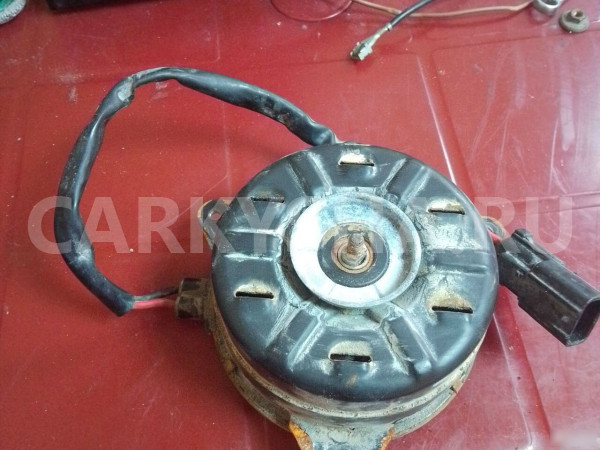 Моторчик вентилятора левый Honda Civic9 FB Honda Civic оригинальный номер 19030R1AA01