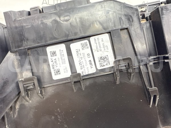 Блок предохранителей Kia Ceed CD D4FE 1.6 2018 Kia Cee'd 