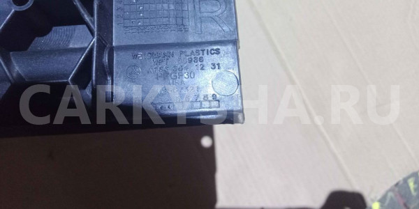 Накладка (кузов внутри) Mercedes-Benz M-класс W166 (2011—2015) Mercedes-Benz M-klasse оригинальный номер a1666841231