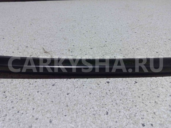 Уплотнитель стекла Ford Fiesta Mk6 рестайлинг (2012—2019) Ford Fiesta оригинальный номер 1691520