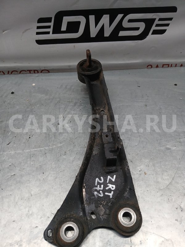 Рычаг подвески нижний Toyota Avensis 