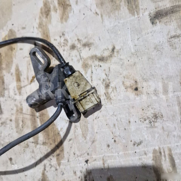 Датчик положения коленвала Audi A4, B5 abc Audi A4 