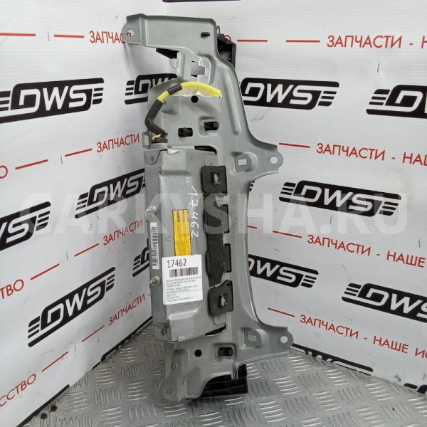 Подушка безопасности в колени Lexus IS 