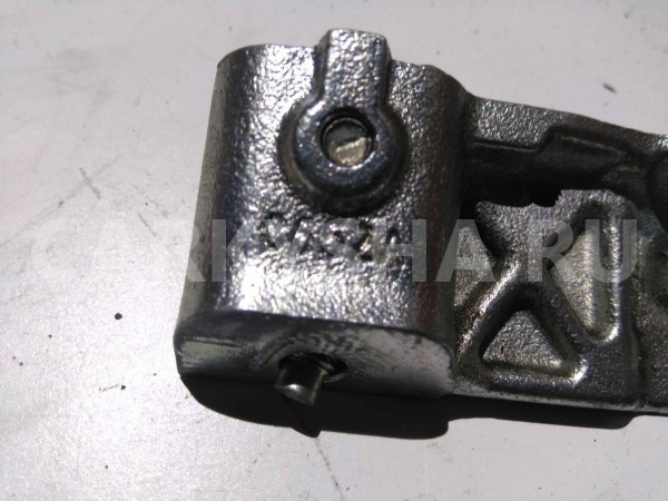 Кронштейн Land Rover Range Rover IV рестайлинг (2017—2022) Land Rover Range Rover оригинальный номер LR013195