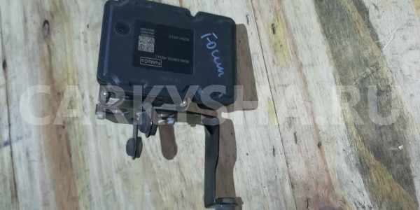 Блок ABS (насос) Ford Focus III (2011—2015) Ford Focus оригинальный номер bv612c405ak