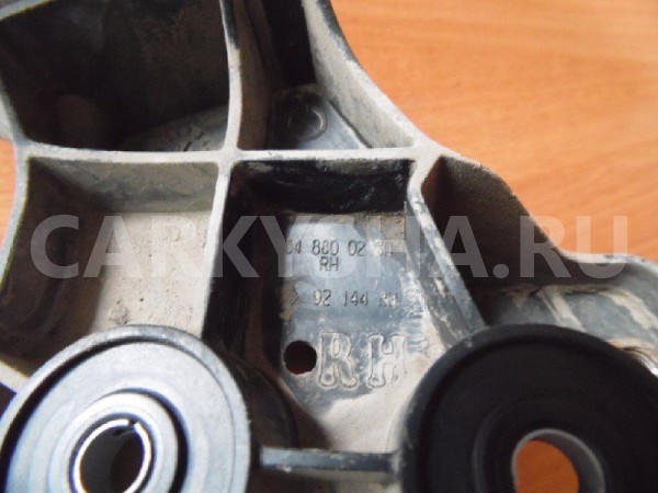 Направляющая бампера Mercedes-Benz GL-класс X164 (2006—2009) Mercedes-Benz G-klasse оригинальный номер A1648800230