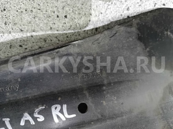 рычаг продольный Skoda Octavia II рестайлинг (2008—2013) Skoda Octavia оригинальный номер 1K0505225h