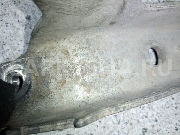 Кронштейн Mercedes-Benz E-класс W212/S212/C207/A207 рестайлинг (2013—2016) Mercedes-Benz E-klasse оригинальный номер a6510901027