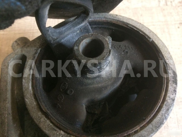Опора МКПП левая верхняя hyundai getz 1.4 G4EE Hyundai Getz оригинальный номер 218301C700