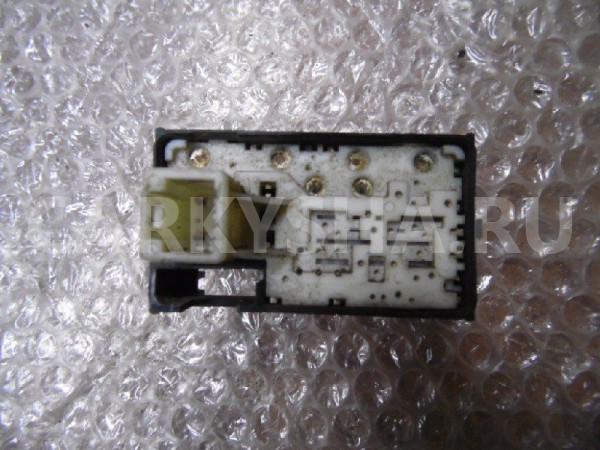 Кнопка стеклоподъемника Toyota Camry XV40 (2006—2009) Toyota Camry оригинальный номер 8481033120