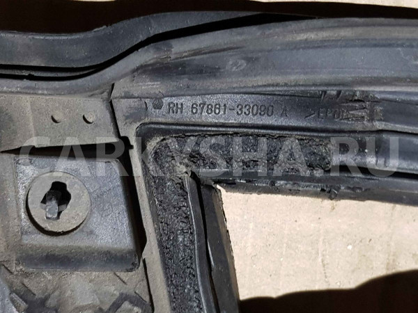 Уплотнитель двери Toyota Camry XV50 рестайлинг 2 (2017—2018) Toyota Camry оригинальный номер 6786133090