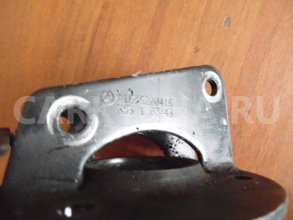 Кронштейн Mercedes-Benz GL-класс X164 (2006—2009) Mercedes-Benz G-klasse оригинальный номер A1646200416