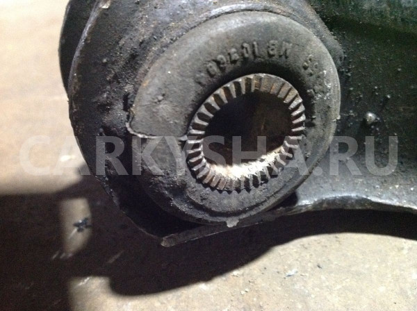 Рычаг Mitsubishi Pajero II (1991—1997) Mitsubishi i оригинальный номер Mb860832