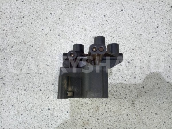 Блок клапанов Audi Q7 4M Audi Q7 оригинальный номер 4m0616013A