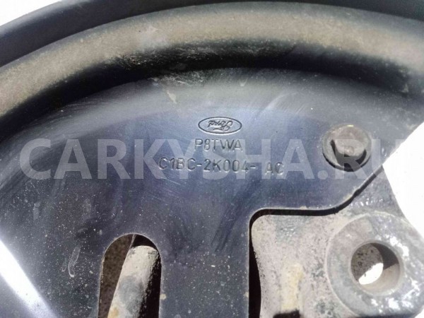 Поворотный кулак передний правый Fiesta 6 2015 Ford Fiesta оригинальный номер 1822686