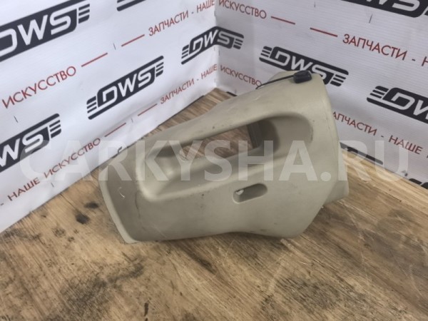 Кожух рулевой колонки Toyota Sienta 