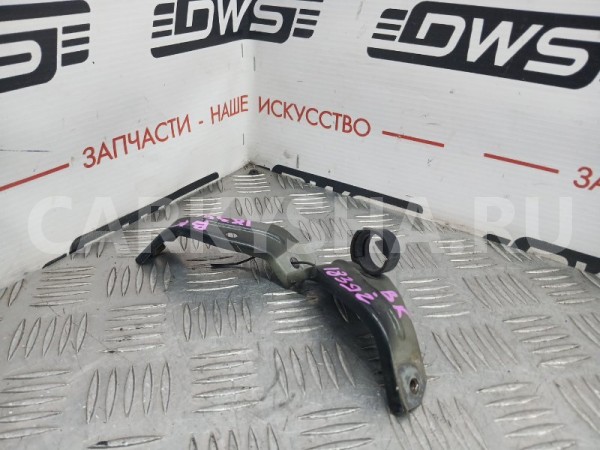 Кронштейн Mazda Axela 