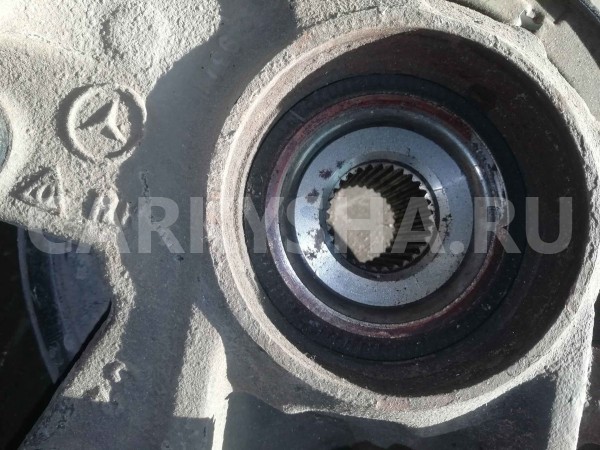 Кулак Mercedes-Benz M-класс W164 (2005—2008) Mercedes-Benz M-klasse оригинальный номер A1643501408