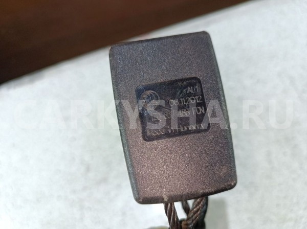 Ответная часть ремня безопасности Skoda Octavia II рестайлинг (2008—2013) Skoda Octavia оригинальный номер 1z0857488fcn
