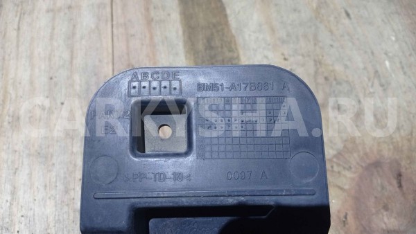 Крепеж бампера Ford Focus III (2011—2015) Ford Focus оригинальный номер BM51A17B861A