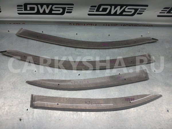 Ветровик на дверь Toyota Avensis 