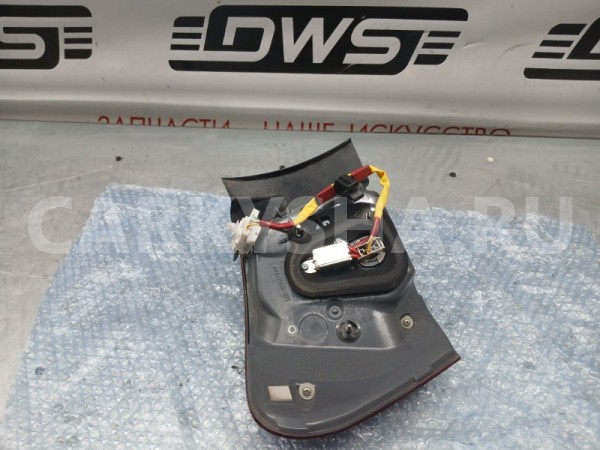 Фонарь стоп сигнала правый Lexus GS 