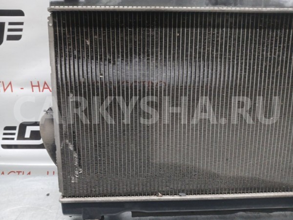 Радиатор охлаждения двигателя Toyota Ipsum 