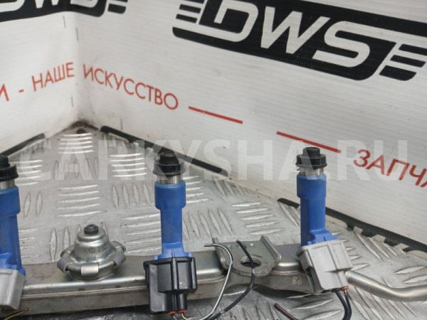 Форсунка топливная Toyota Vitz 