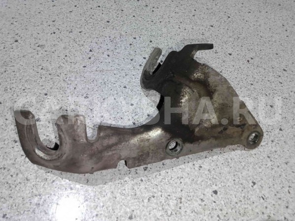 Кронштейн Ford Focus III (2011—2015) Ford Focus оригинальный номер 8m5r7474aa