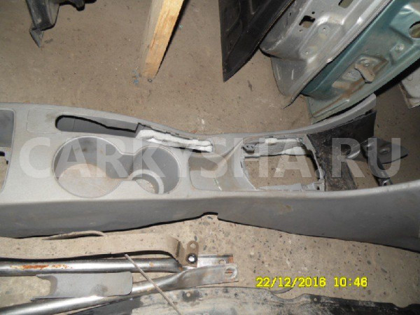 Консоль Hyundai Solaris I (2010—2014) Hyundai Solaris 