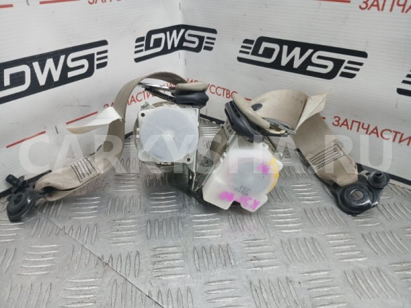 Ремень безопасности Toyota Vitz 