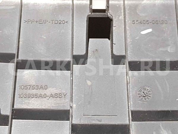 Накладка торпедо Toyota Camry XV50 рестайлинг (2014—2017) Toyota Camry оригинальный номер 5540506120