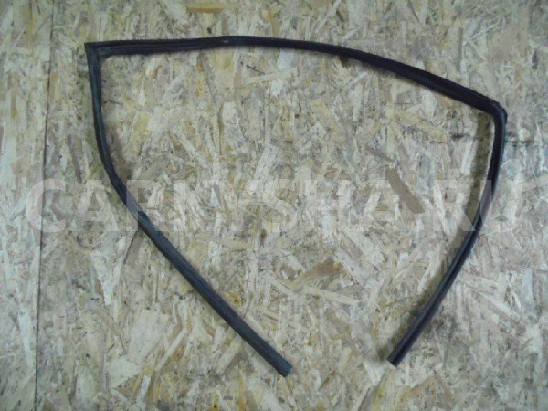 Уплотнитель стекла двери Toyota Camry XV40 (2006—2009) Toyota Camry оригинальный номер 68141-06040