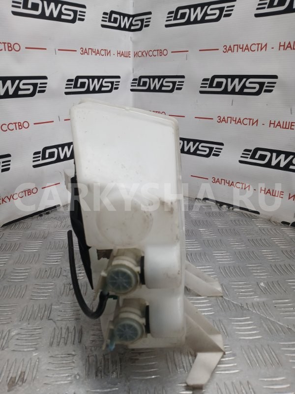 Бачок омывателя Nissan X-Trail 