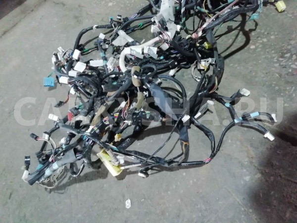 Проводка (коса) Toyota Camry XV50 рестайлинг 2 (2017—2018) Toyota Camry оригинальный номер 8217106r31