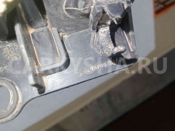 Кронштейн Renault Duster I рестайлинг (2015—2021) Renault 15 оригинальный номер 242960624r