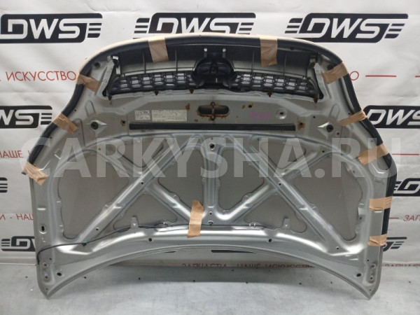 Капот Toyota Ipsum 