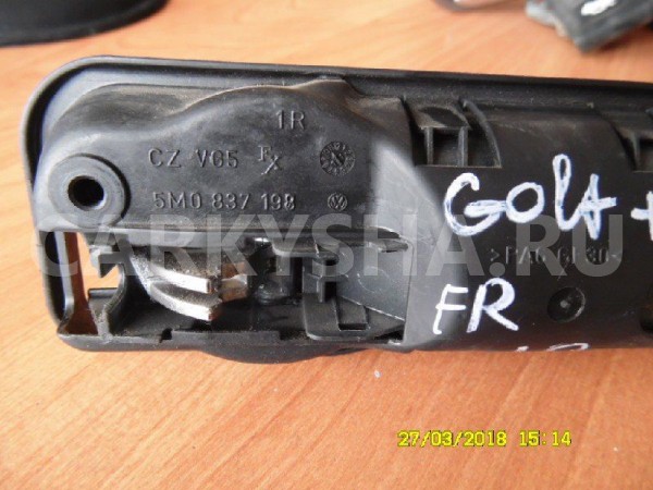 Ручка двери внутренняя Volkswagen Golf Plus II (2009—2014) Volkswagen Golf Plus оригинальный номер 5M0837198