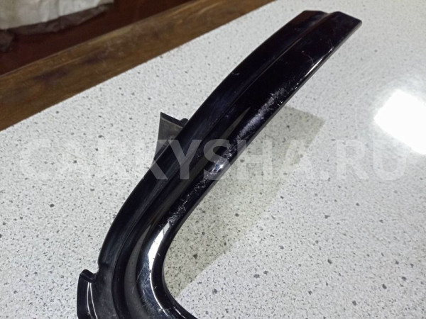 Накладка заднего бампера левая Rover Sport 2 18 Land Rover Range Rover оригинальный номер LR109679