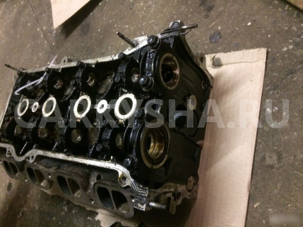 Головка блока цилиндров Toyota RAV4 1AZ-FSE Toyota RAV 4 оригинальный номер 1110128020