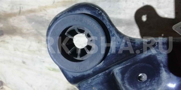 Кронштейн Ford Focus III (2011—2015) Ford Focus оригинальный номер 1691033