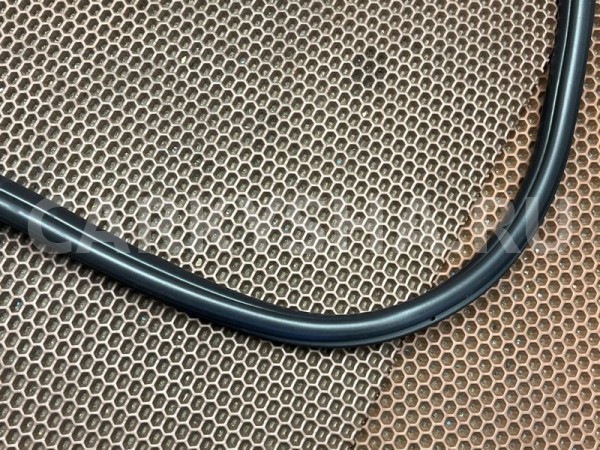 Уплотнитель дверного проема BMW 2er оригинальный номер 51 72 7 420 050, 51 72 7 420 050, 51727420050, 7420050