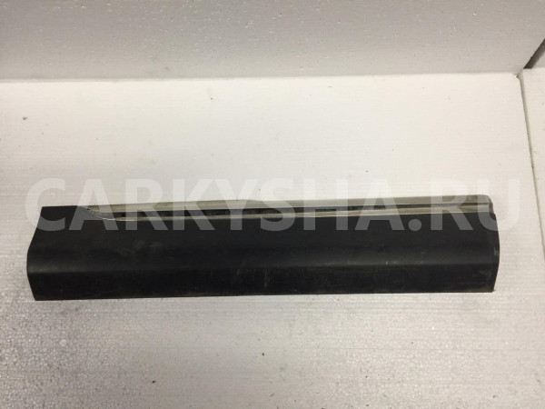 Накладка двери задней правой Toyota Highlander II (U40) оригинальный номер 75075-48030 75075-48110 75075-48120